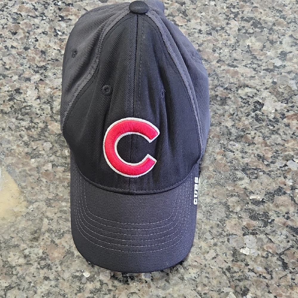Gray and Black Chicago Cubs Cap